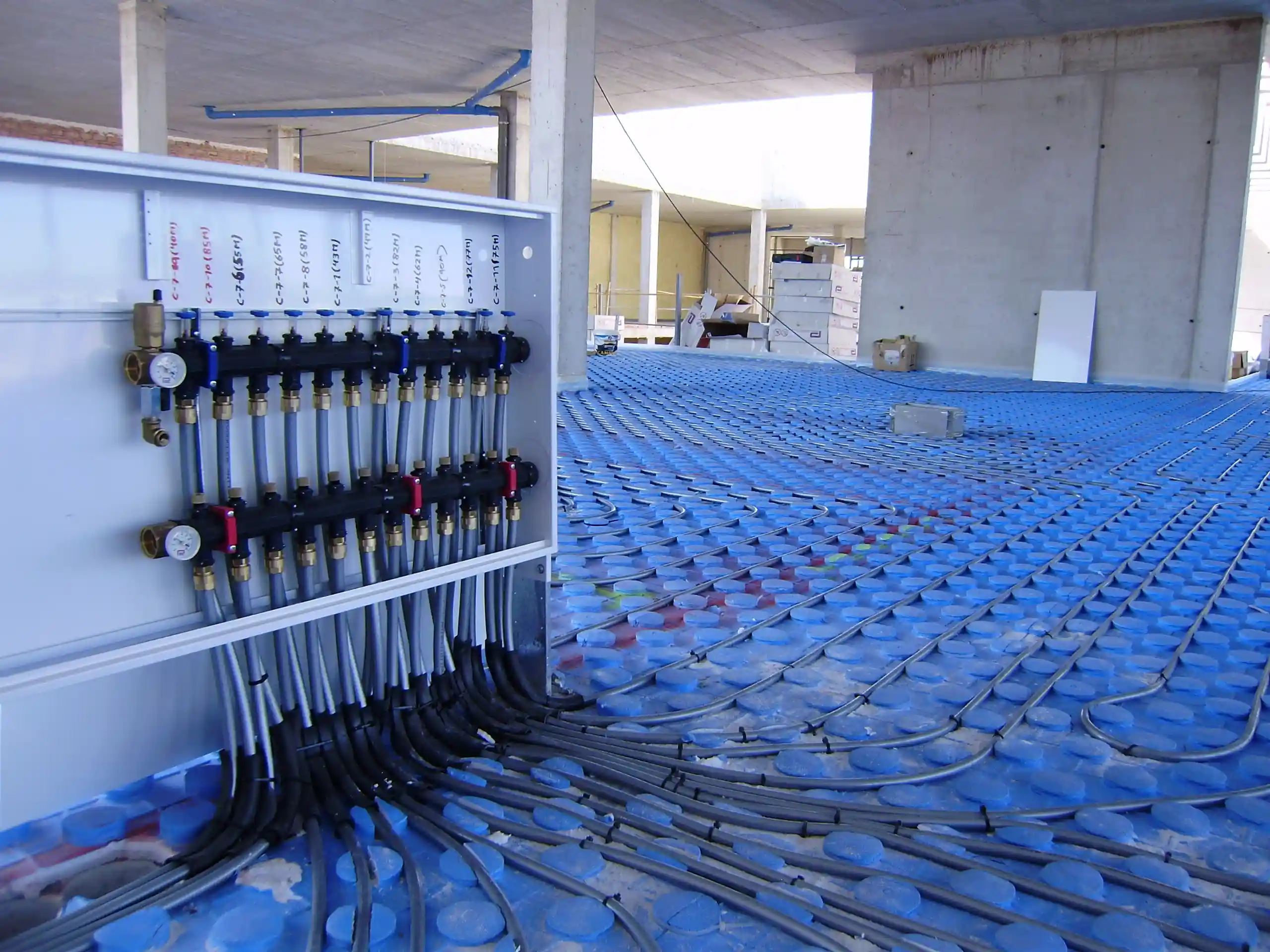 MI3 empresa de suelo radiante en Granada – sistemas de calefacción y climatización